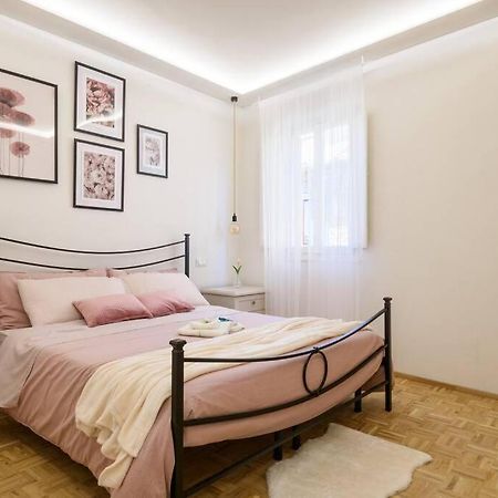 Casa Agata, Accogliente Appartamento Nel Centro Storico コルトーナ エクステリア 写真